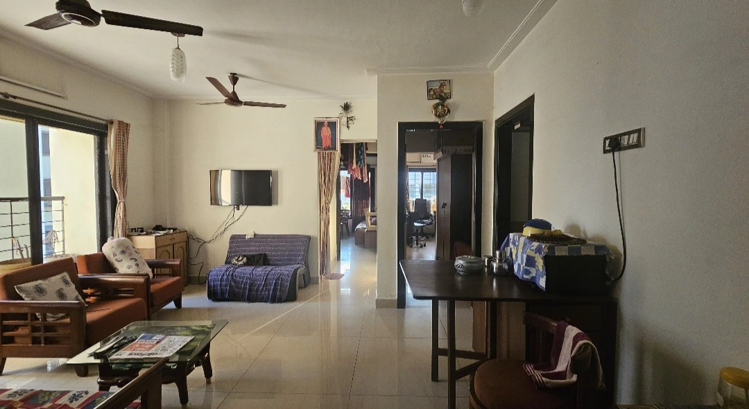 2 BHK Flat for Rent in Blue Orbit , Malad West