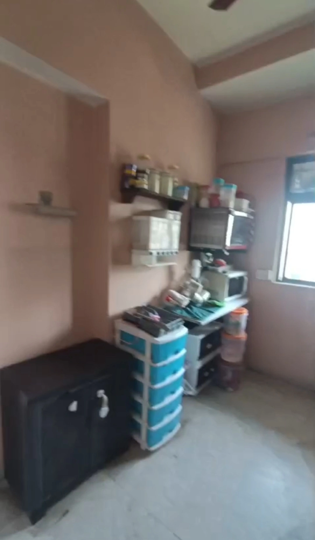 2 BHK Flat for Rent in Acme Enclave Complex, Malad West