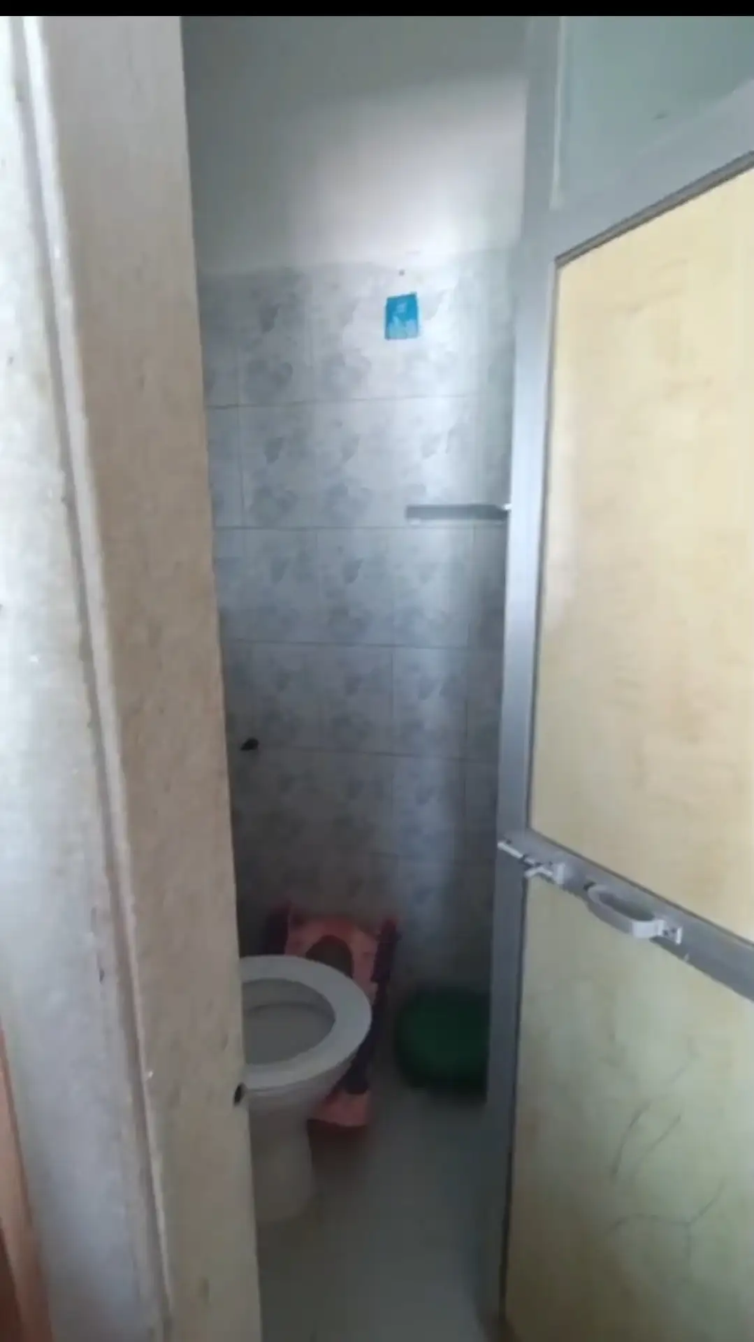 2 BHK Flat for Rent in Acme Enclave Complex, Malad West