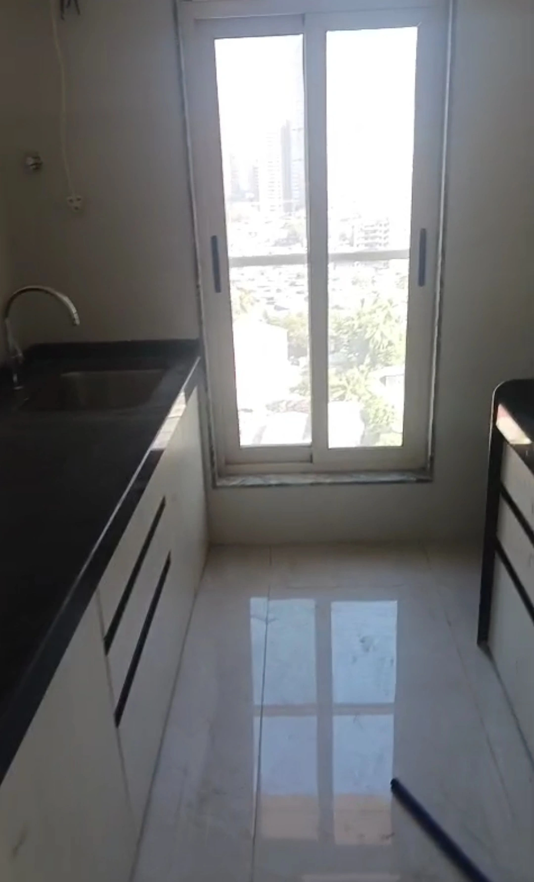 2.5 BHK Flat for Rent in Bharat Arize Tower, Goregaon West