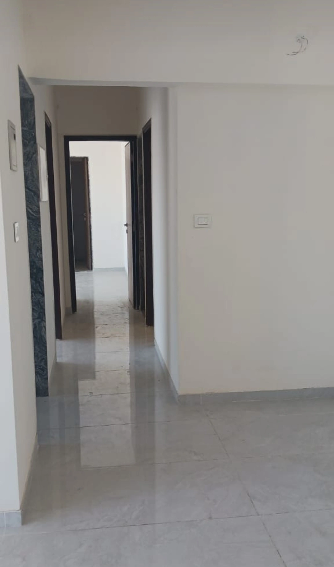 2.5 BHK Flat for Rent in Bharat Arize Tower, Goregaon West