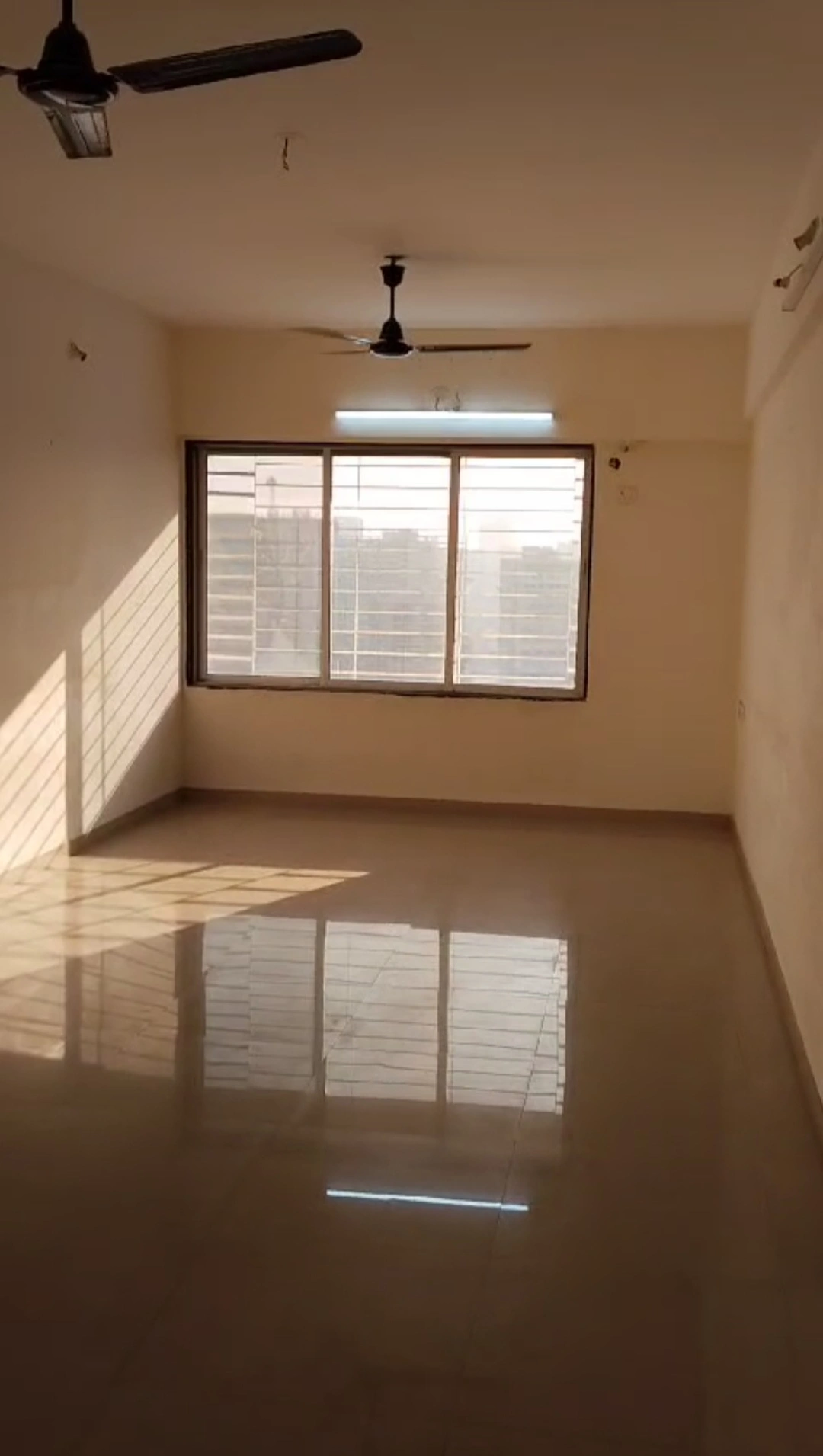 3 BHK Flat for Rent in Pearl Tower, Goregaon West