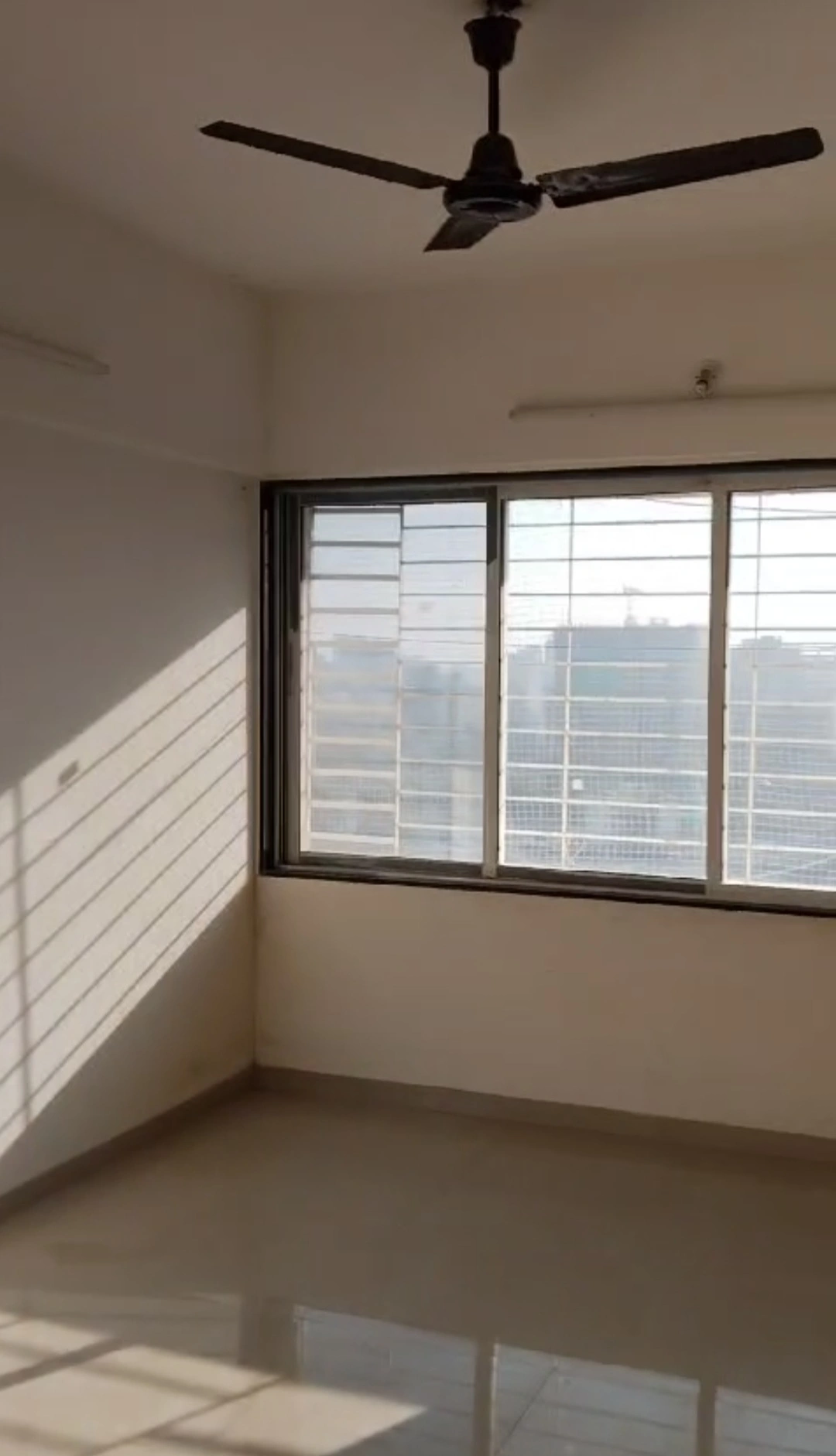 3 BHK Flat for Rent in Pearl Tower, Goregaon West
