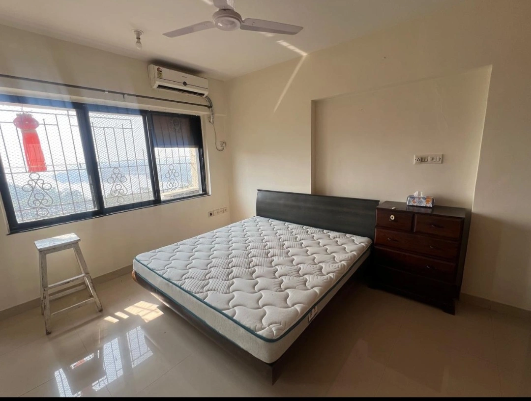 2 BHK Flat for Rent in Whispring Heights , Malad West