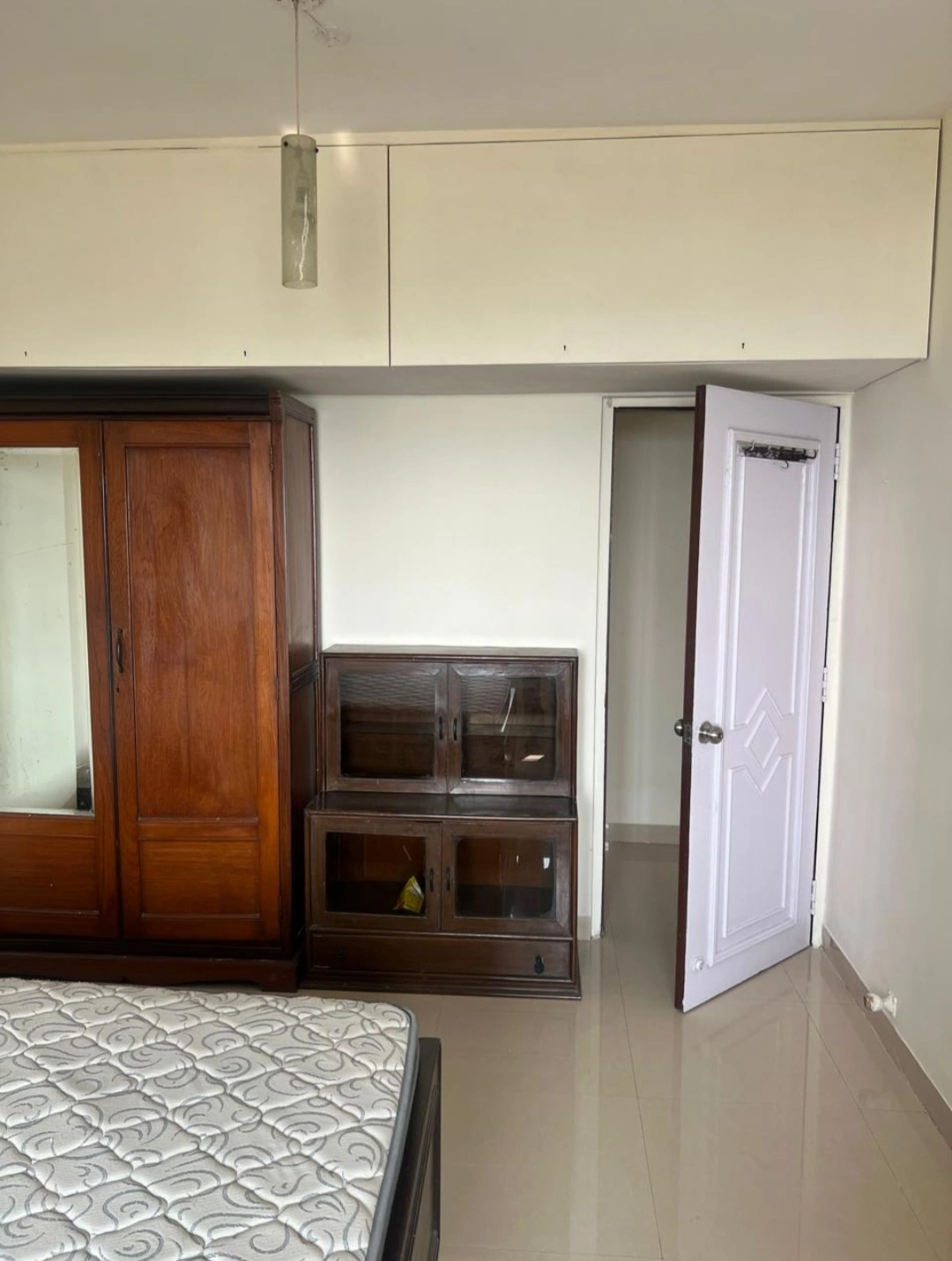 2 BHK Flat for Rent in Whispring Heights , Malad West