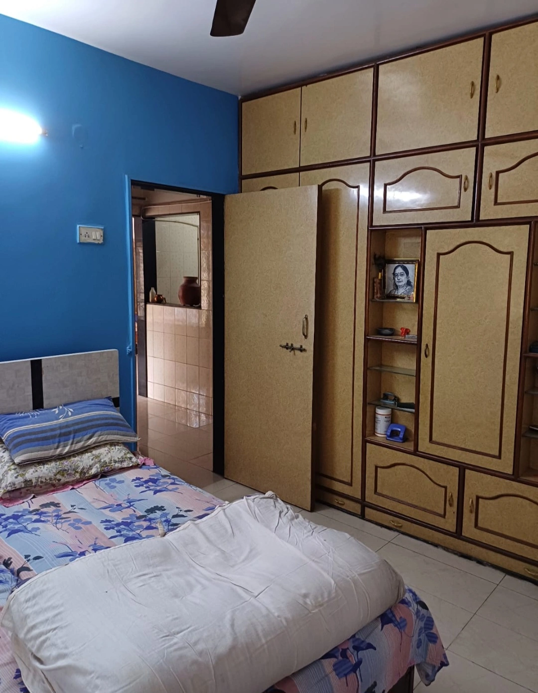 2 BHK Flat for Rent in Liberty Garden , Malad West