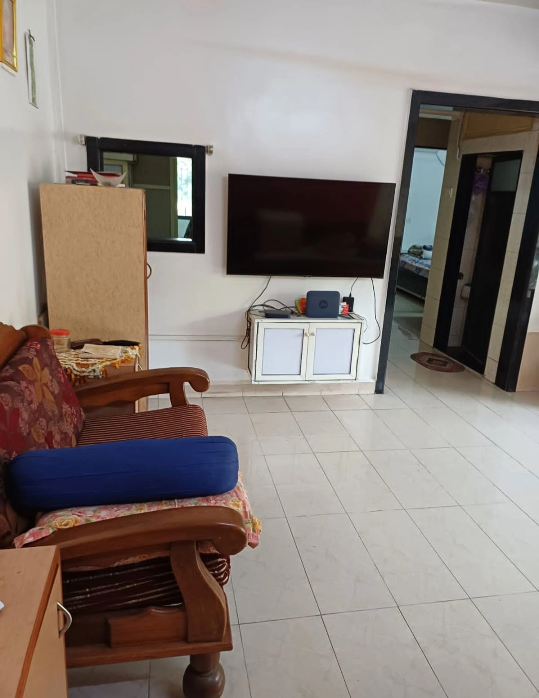 2 BHK Flat for Rent in Liberty Garden , Malad West