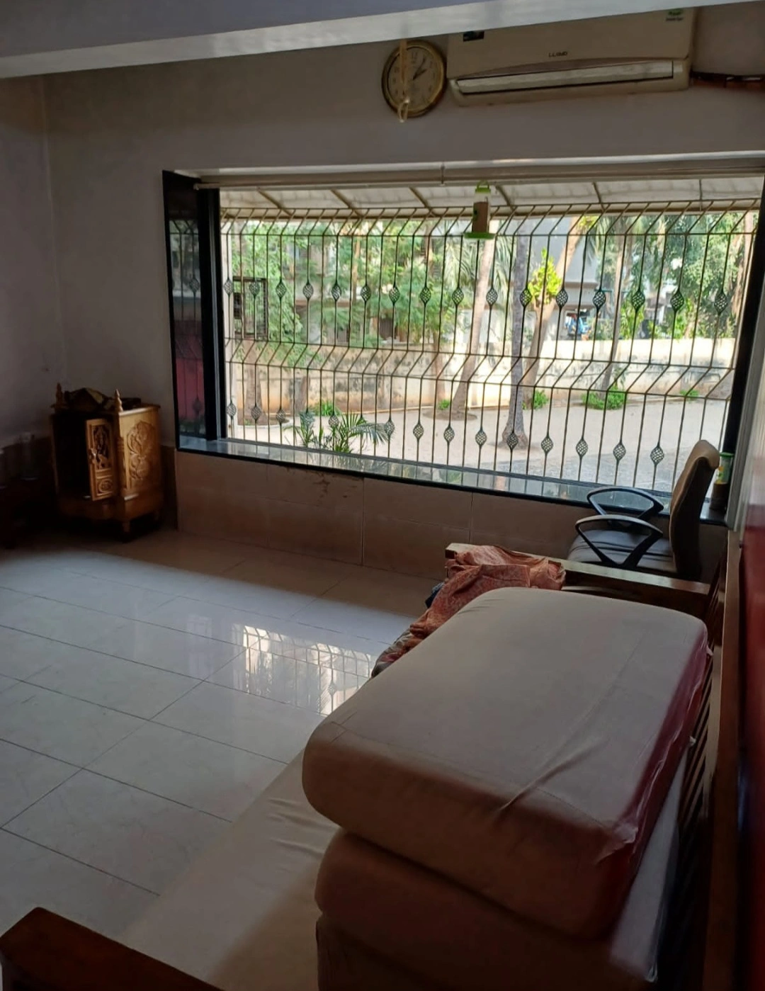 2 BHK Flat for Rent in Liberty Garden , Malad West