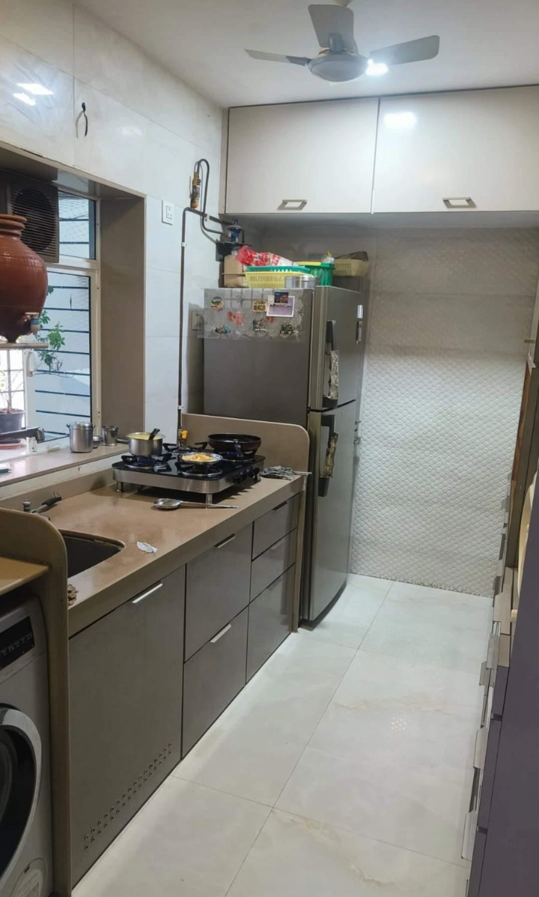 2 BHK Flat for Rent in Raheja Township, Malad East