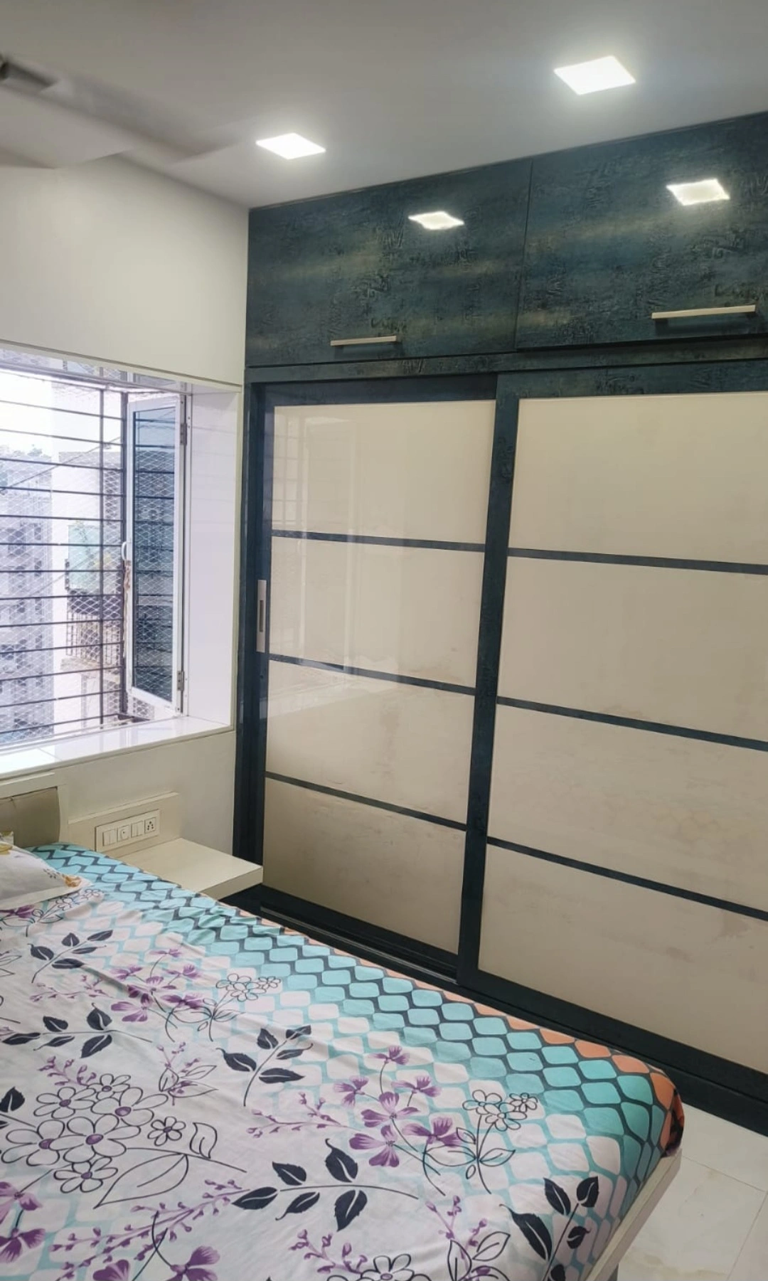 2 BHK Flat for Rent in Raheja Township, Malad East