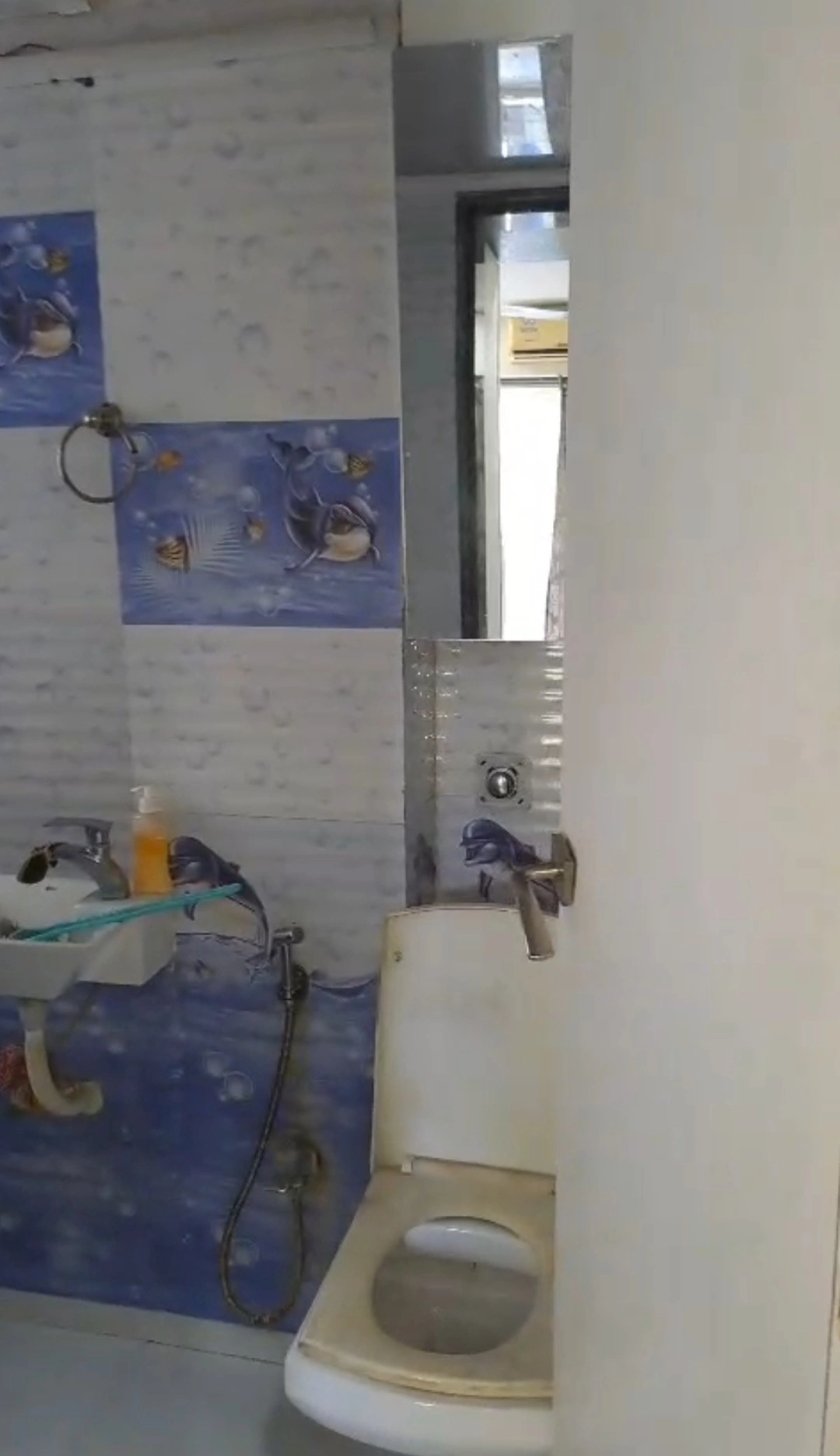 2 BHK Flat for Rent in Chamunda Jewel Tower, Goregaon West