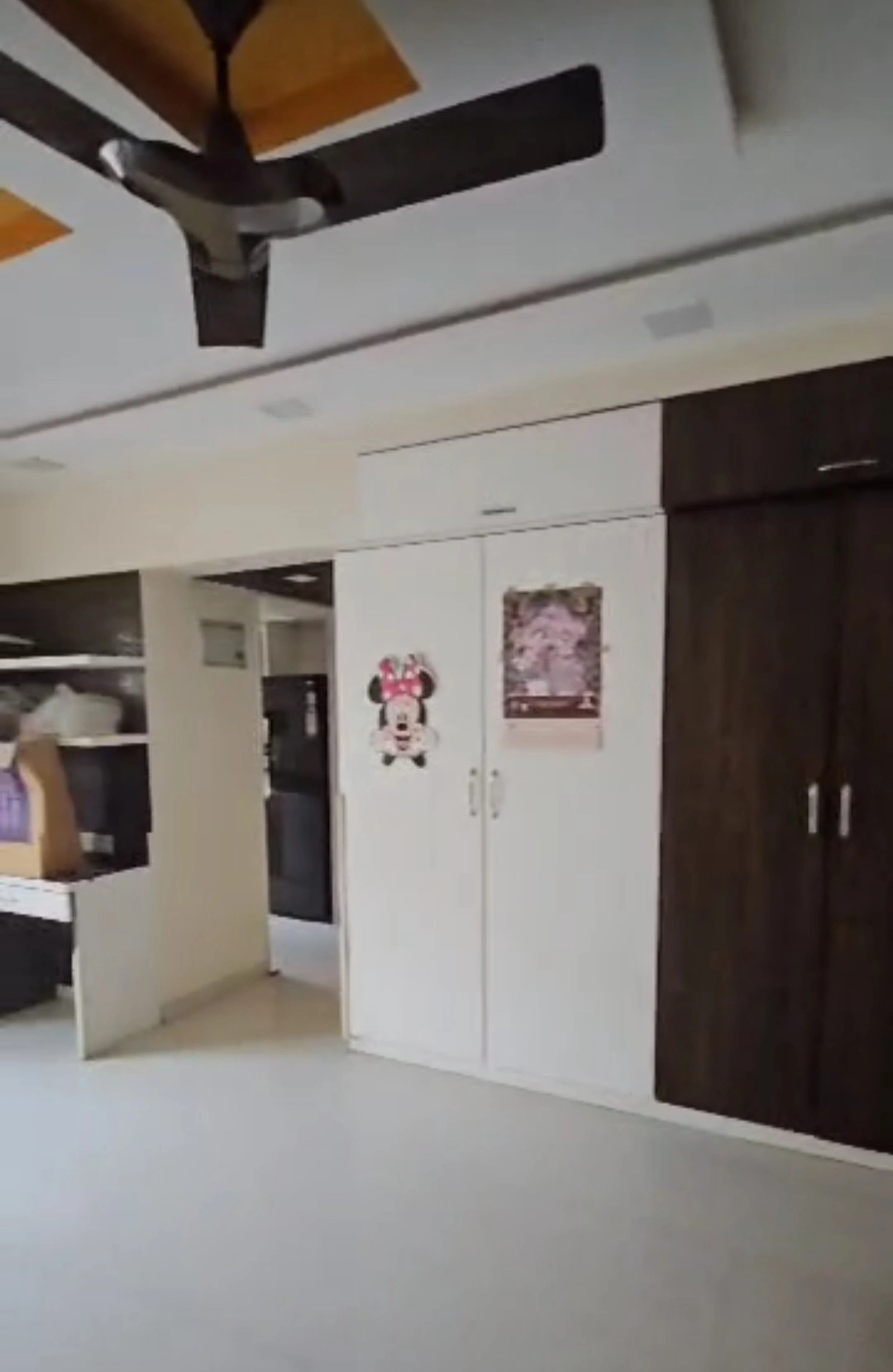 1 BHK Flat for Rent in Marina Enclave , Malad West