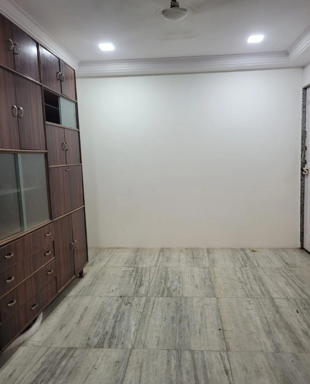 1 BHK Flat for Rent in Gurukripa Apartment , Malad West