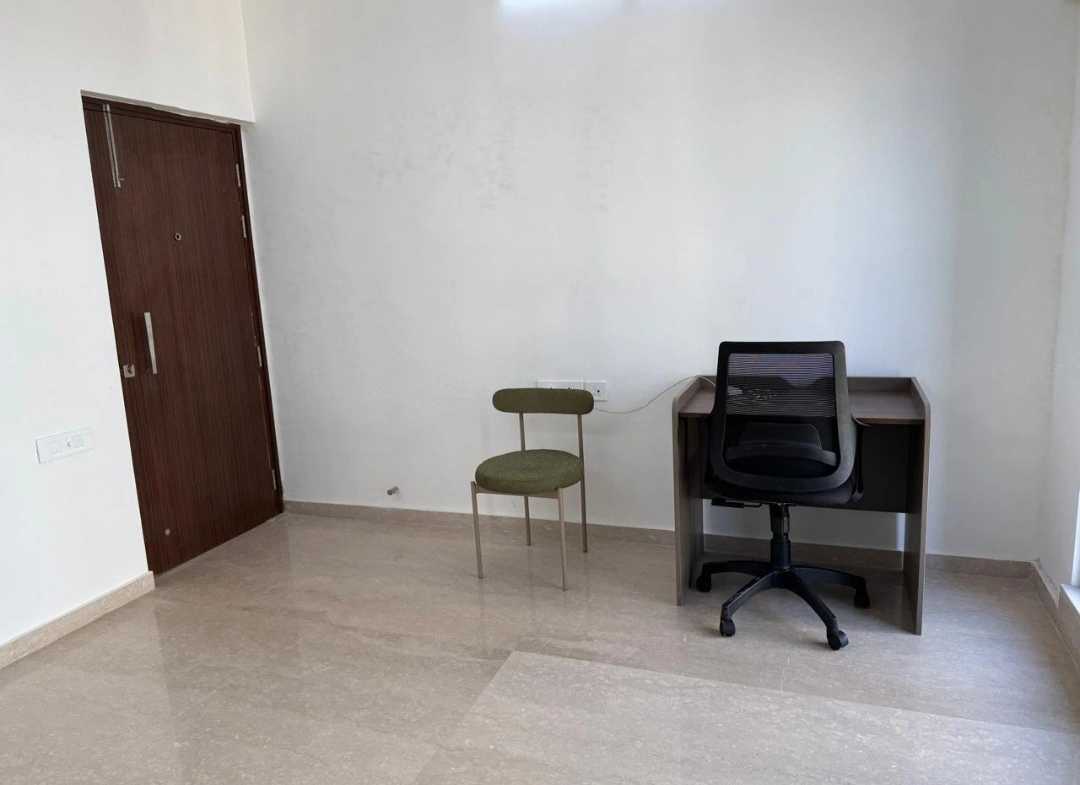 1 BHK Flat for Rent in Omkar Signet Tower, Malad East