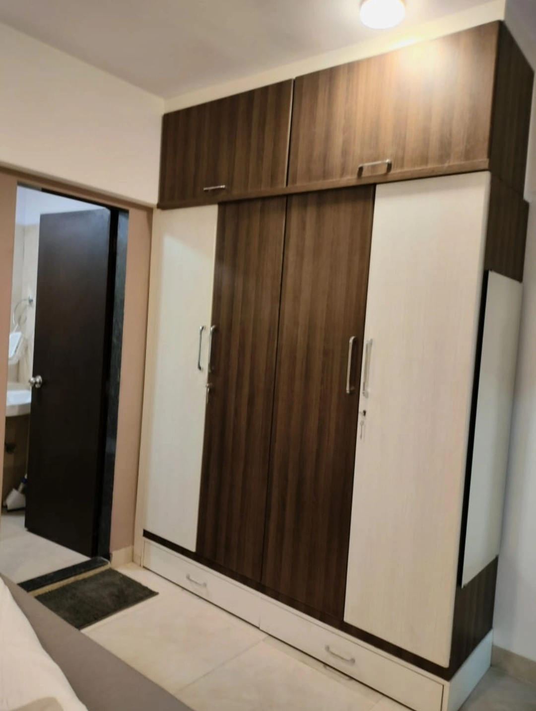 2 BHK Flat for Rent in Conwood Astoria Tower, Goregaon East