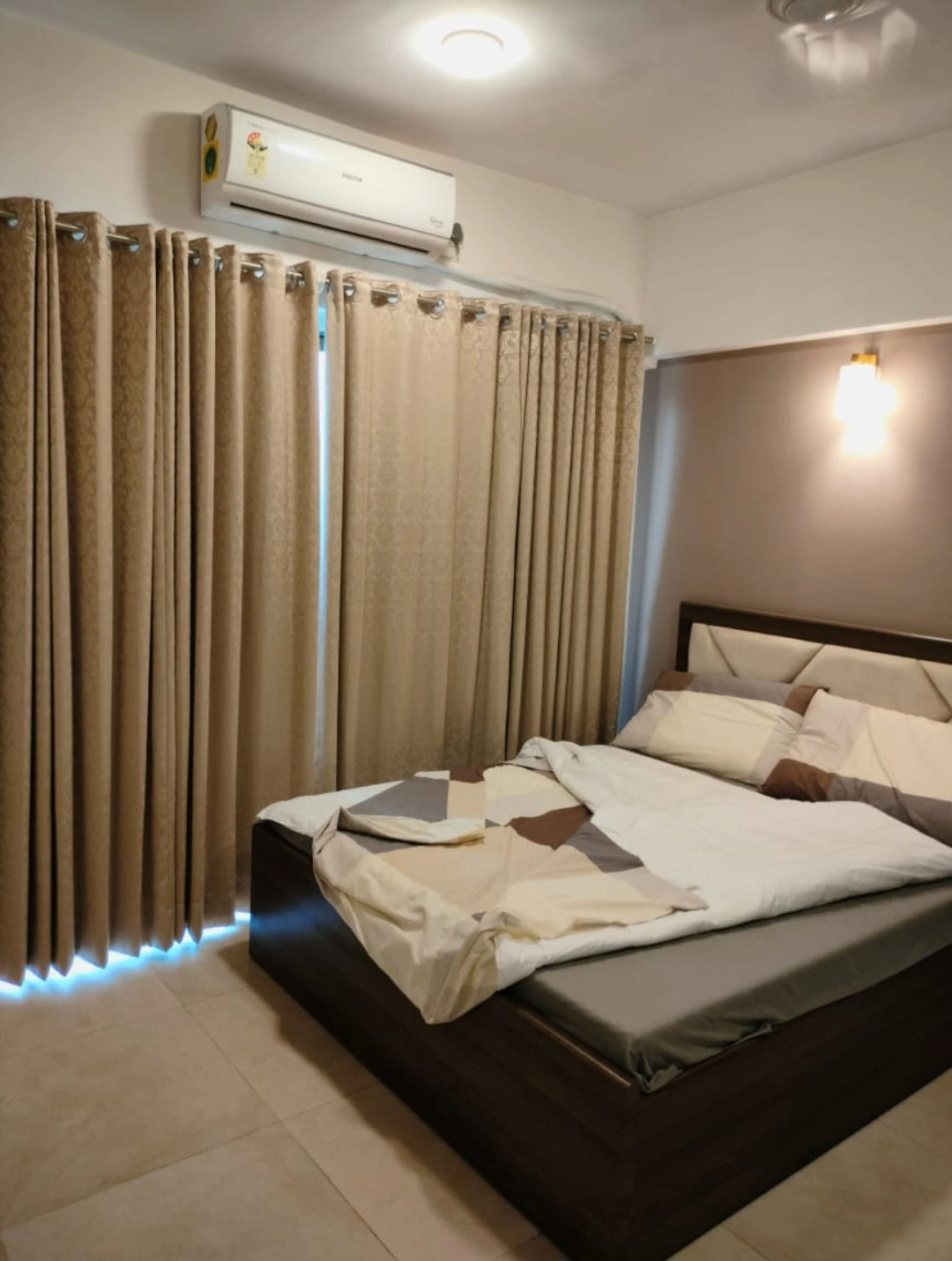 2 BHK Flat for Rent in Conwood Astoria Tower, Goregaon East
