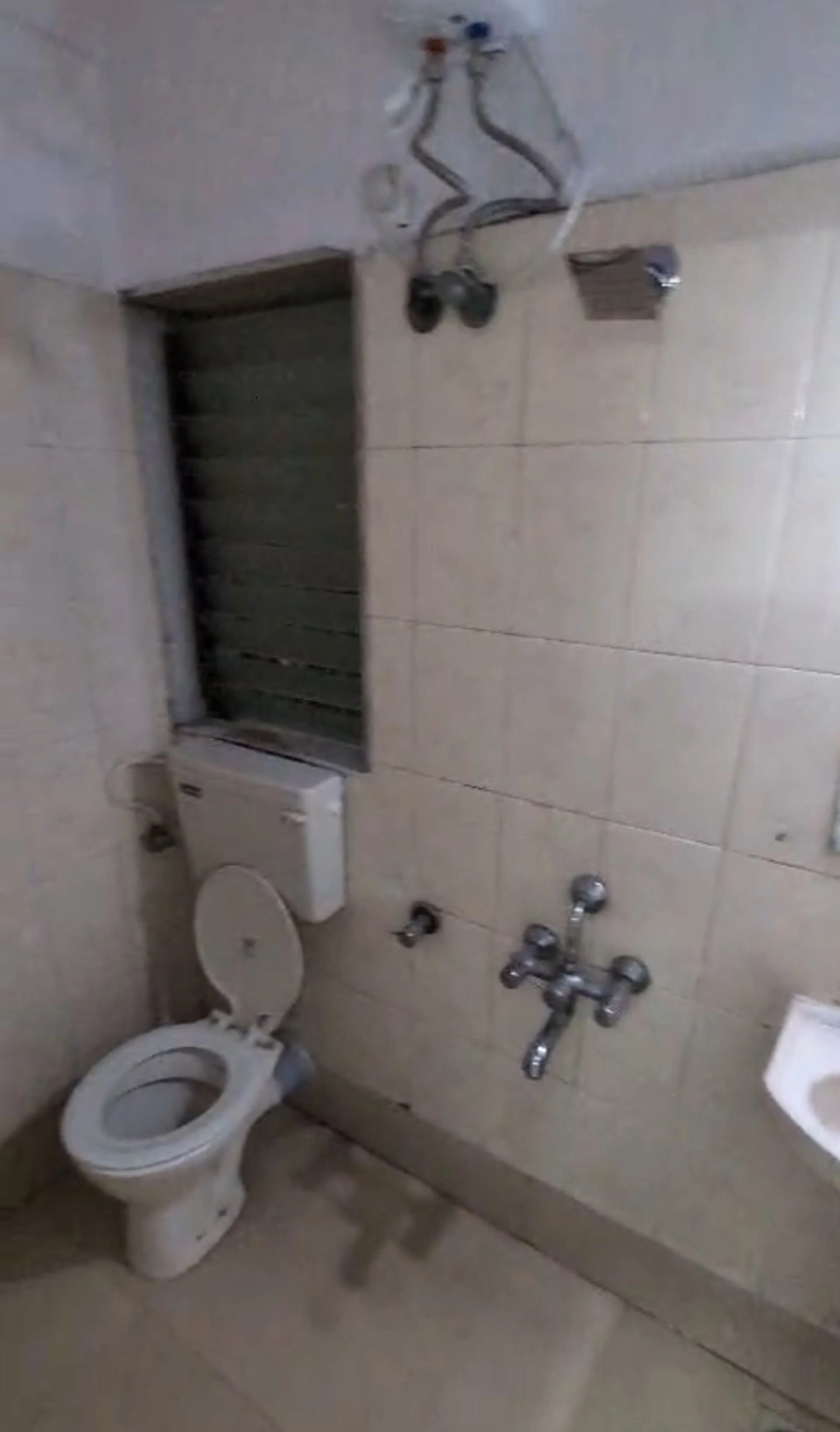 1 BHK Flat for Rent in Dheeraj Jamuna Society, Malad West