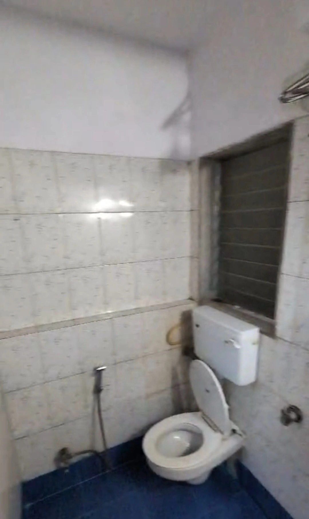 1 BHK Flat for Rent in Dheeraj Jamuna Society, Malad West