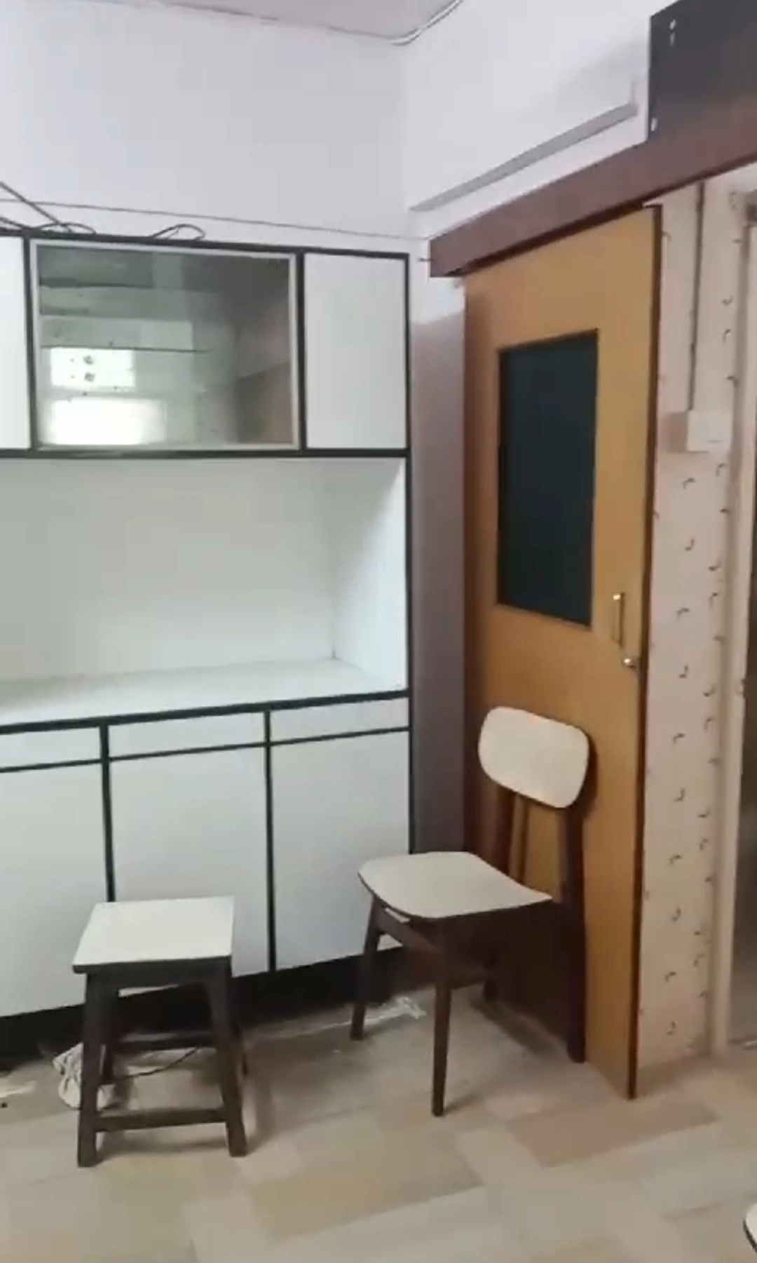 2 BHK Flat for Rent in Seven Stat Apartment , Goregaon East