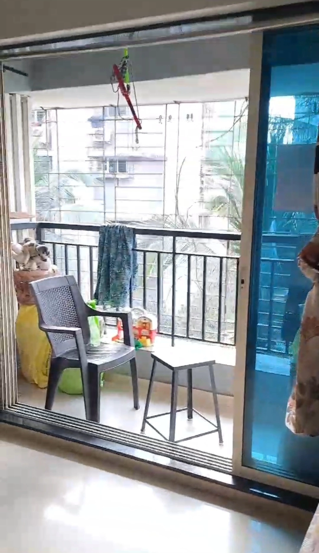 2 BHK Flat for Rent in Manali Society, Goregaon West