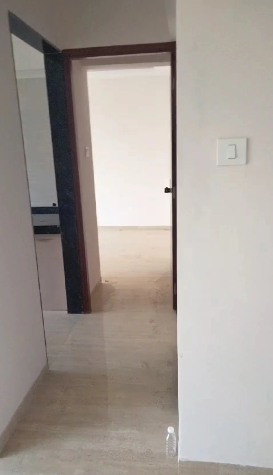 1 BHK Flat for Rent in Om Trimurti Tower, Malad East