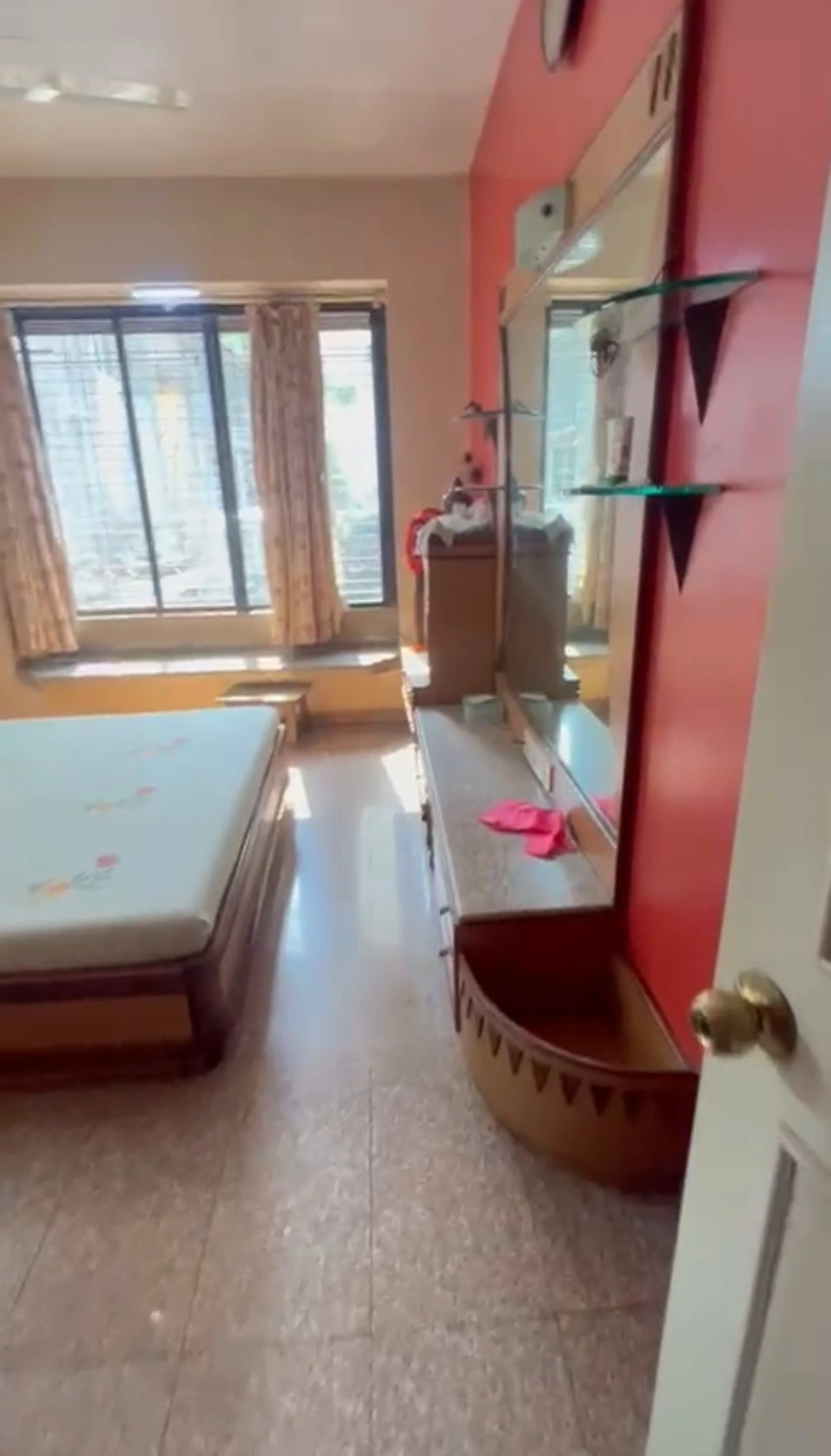 2 BHK Flat for Rent in Sunder Milan Society , Malad West