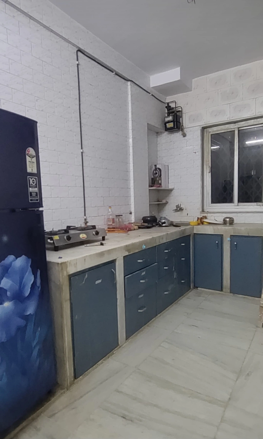 1 BHK Flat for Rent in Evershine Apt, Malad West