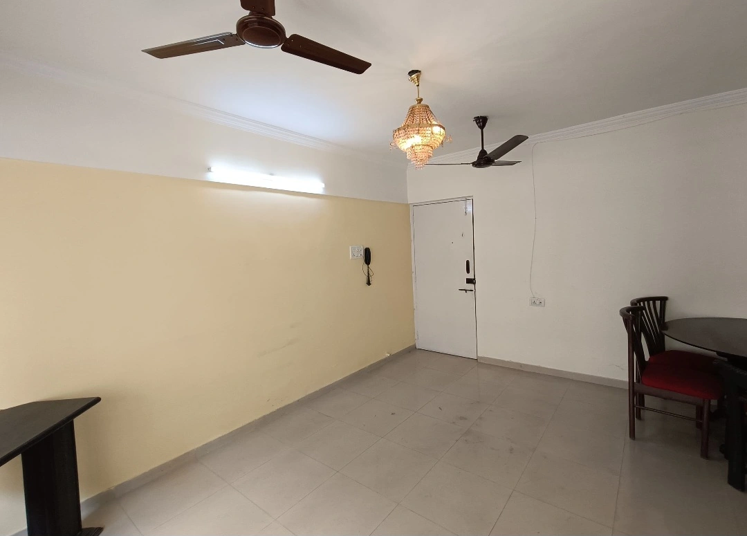 2 BHK Flat for Rent in Dheeraj Ganga Society , Malad West