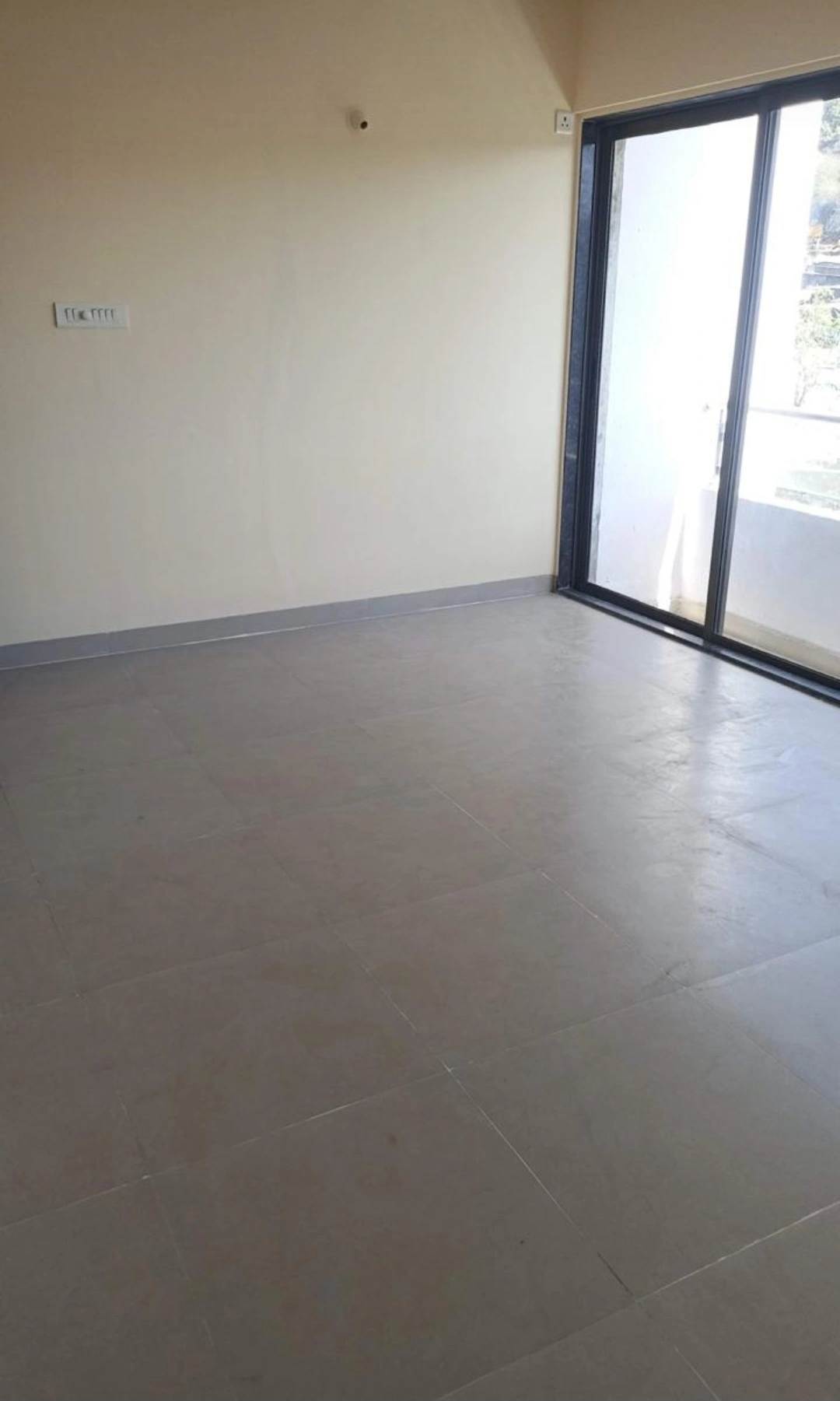 1 BHK Flat for Rent in Conwood Astoria Tower, Goregaon East