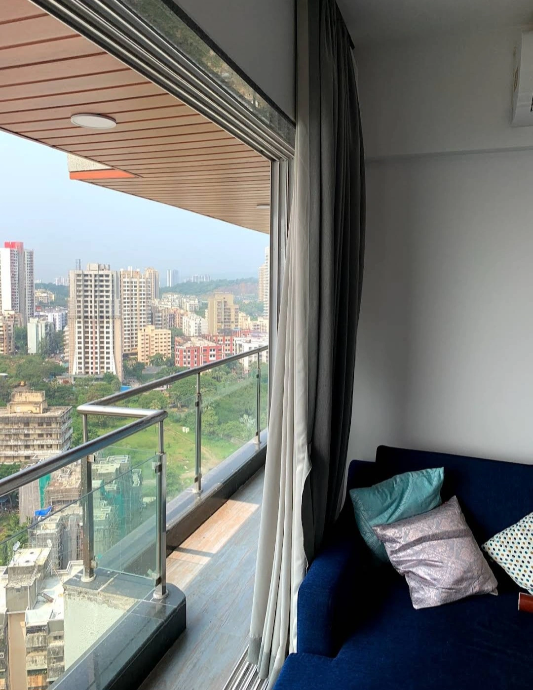 1 BHK Flat for Rent in Conwood Astoria Tower, Goregaon East