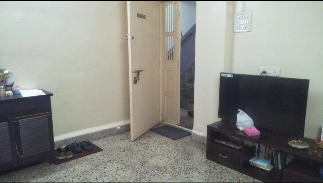 1 BHK Flat for Rent in Shiv Kriti Society , Malad West