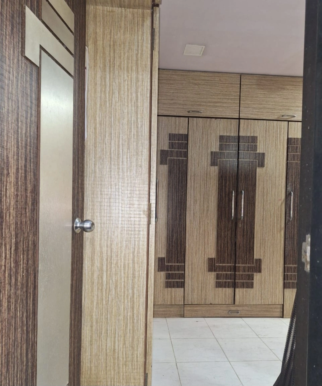 1 BHK Flat for Rent in Peru Baugh , Goregaon East