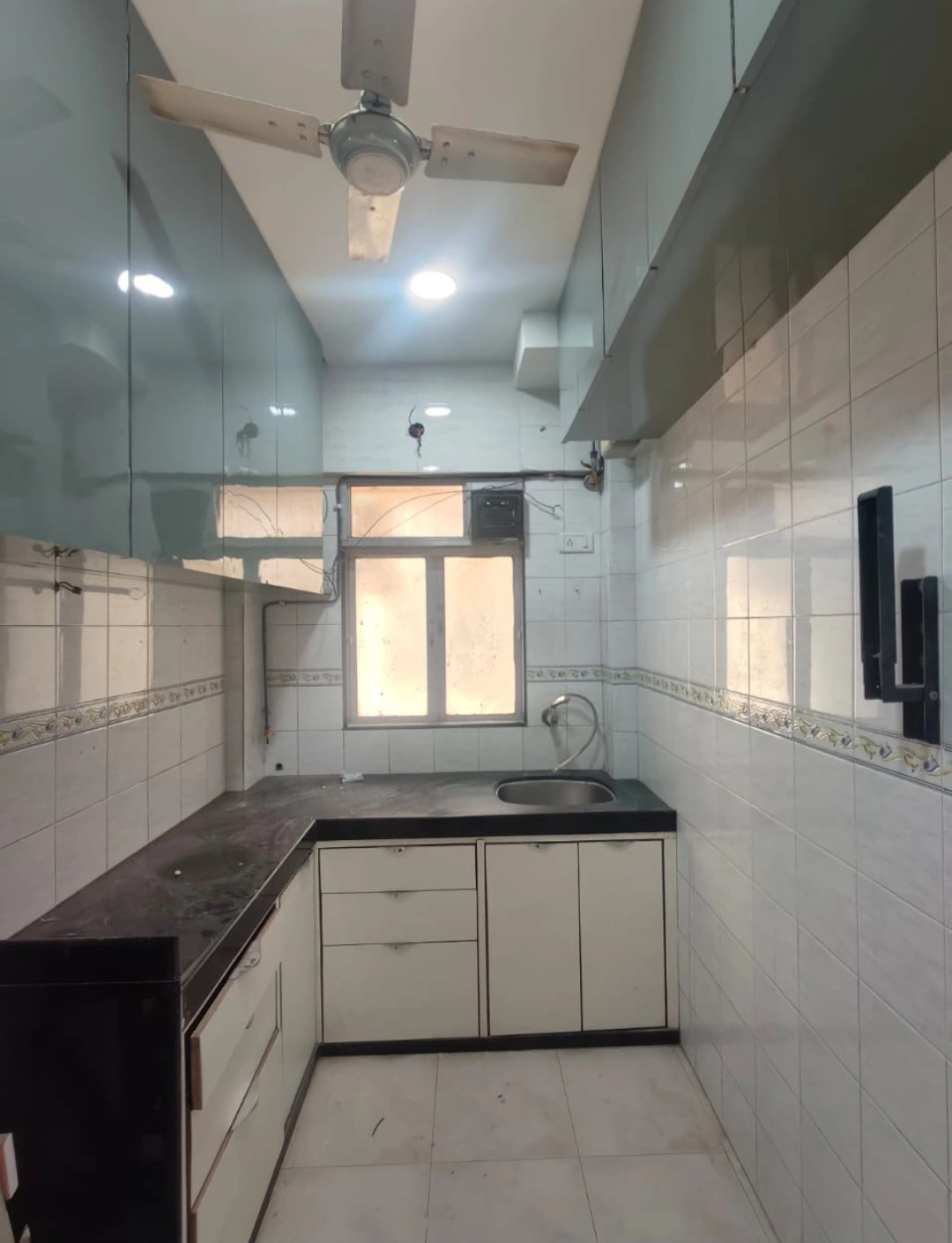 1 BHK Flat for Rent in Evershine Nagar, Malad West