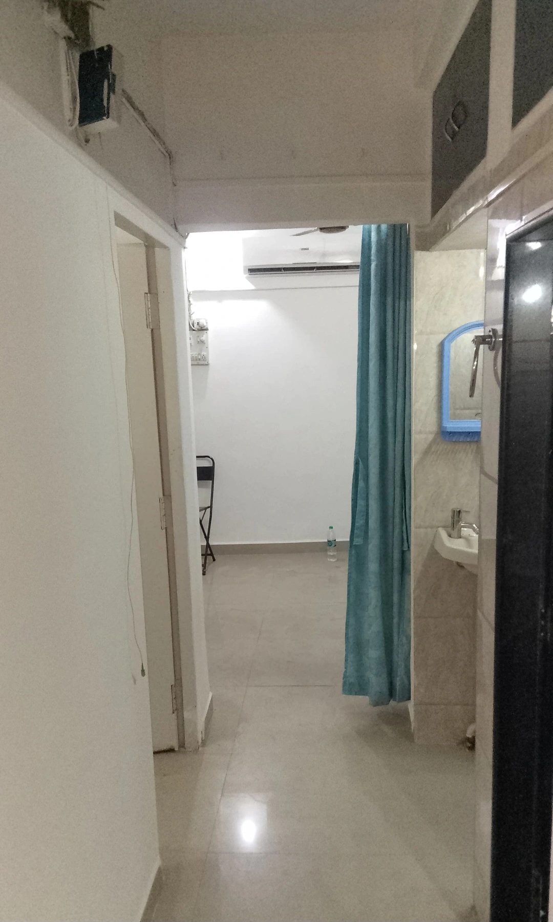 1 BHK Flat for Rent in Sai Baba Complex, Goregaon East