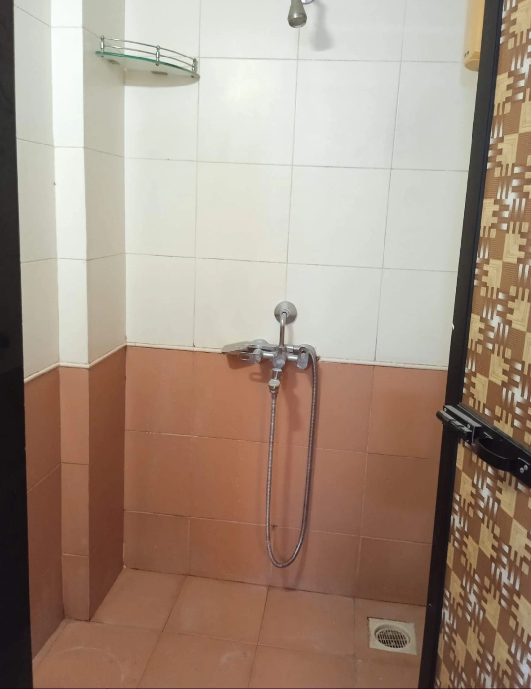 1 BHK Flat for Rent in Satellite Garden 2, Goregaon East