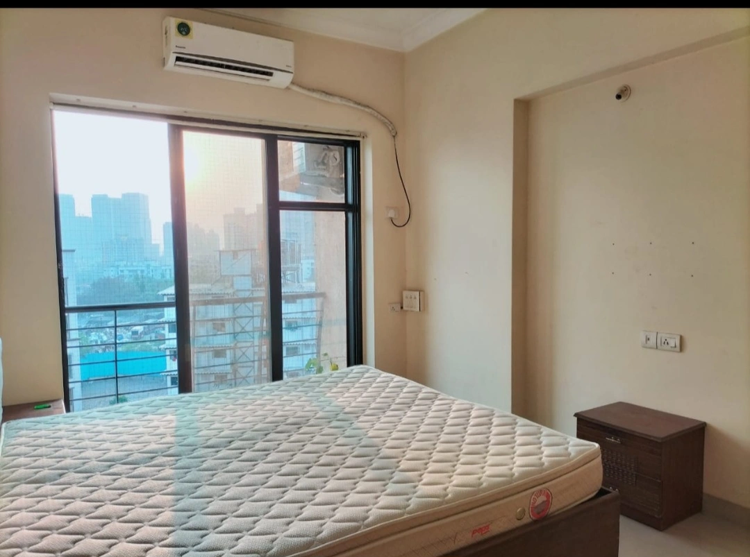 1 BHK Flat for Rent in Raheja Residency , Goregaon East