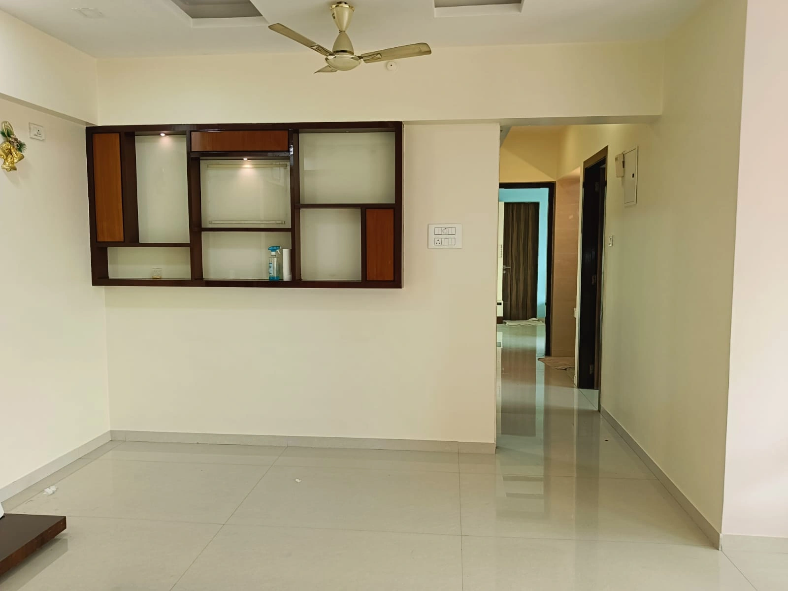 2 BHK Flat for Rent in Kabra Argentum Tower, Goregaon West