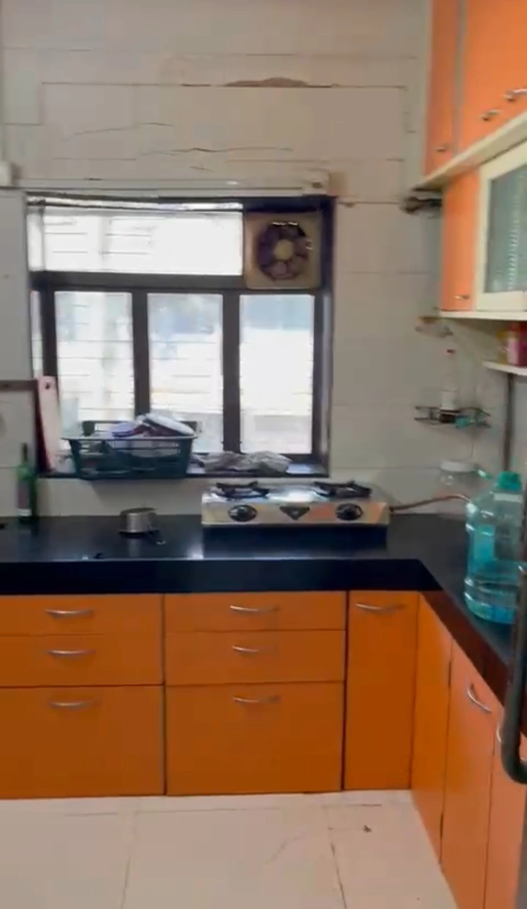 1 BHK Flat for Rent in Building Number 8, Goregaon West