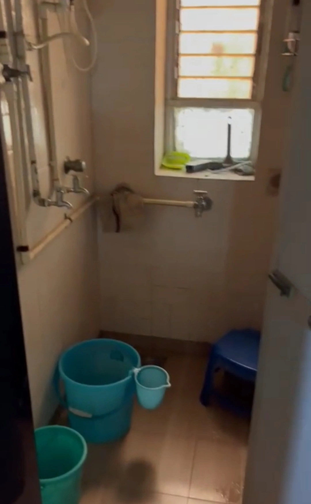 1 BHK Flat for Rent in Building No8, Goregaon West