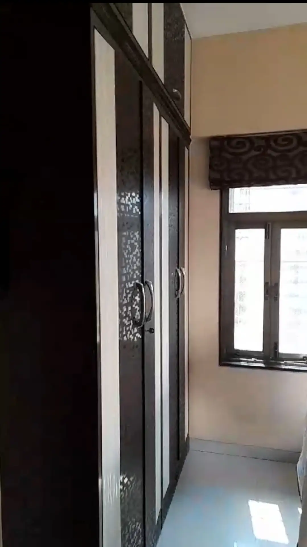 2 BHK Flat for Rent in Kairali Tower, Goregaon West