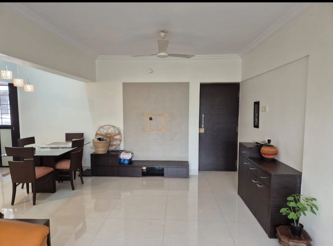 2 BHK Flat for Rent in Gardenia Society, Malad East