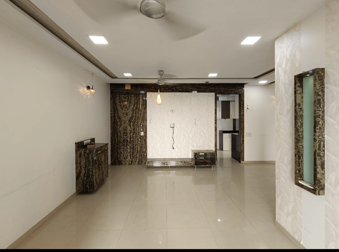 2.5 BHK Flat for Rent in Rustomjee Elanza , Malad West