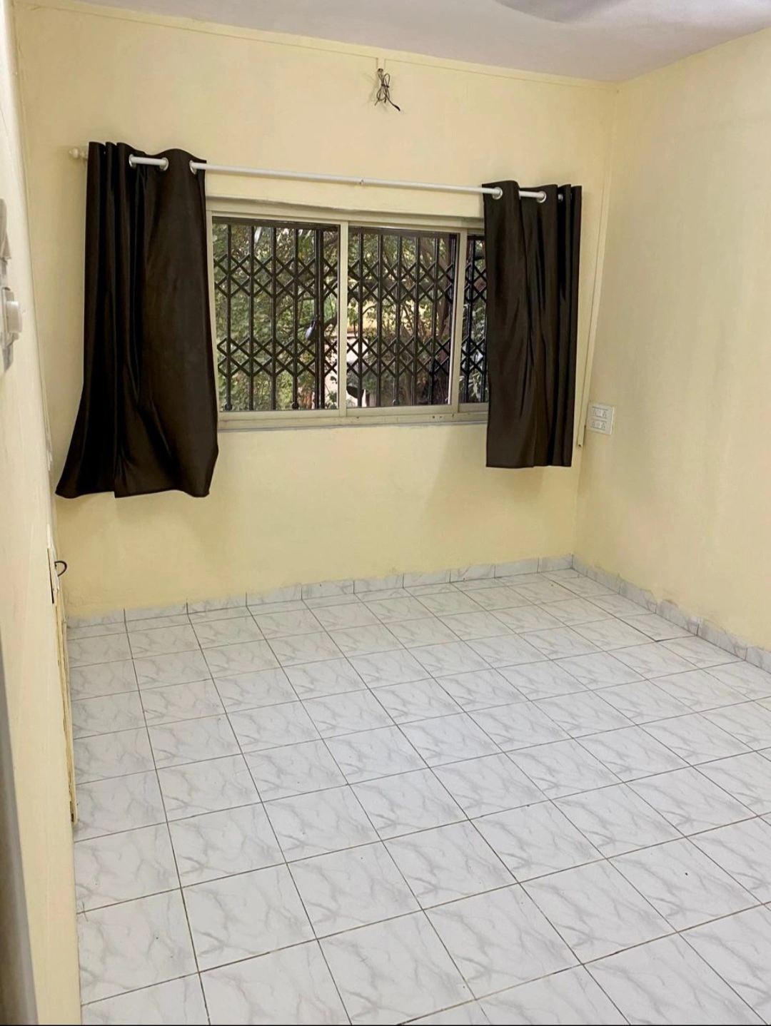 1RK Flat for Rent in Rani Sati Complex, Malad West
