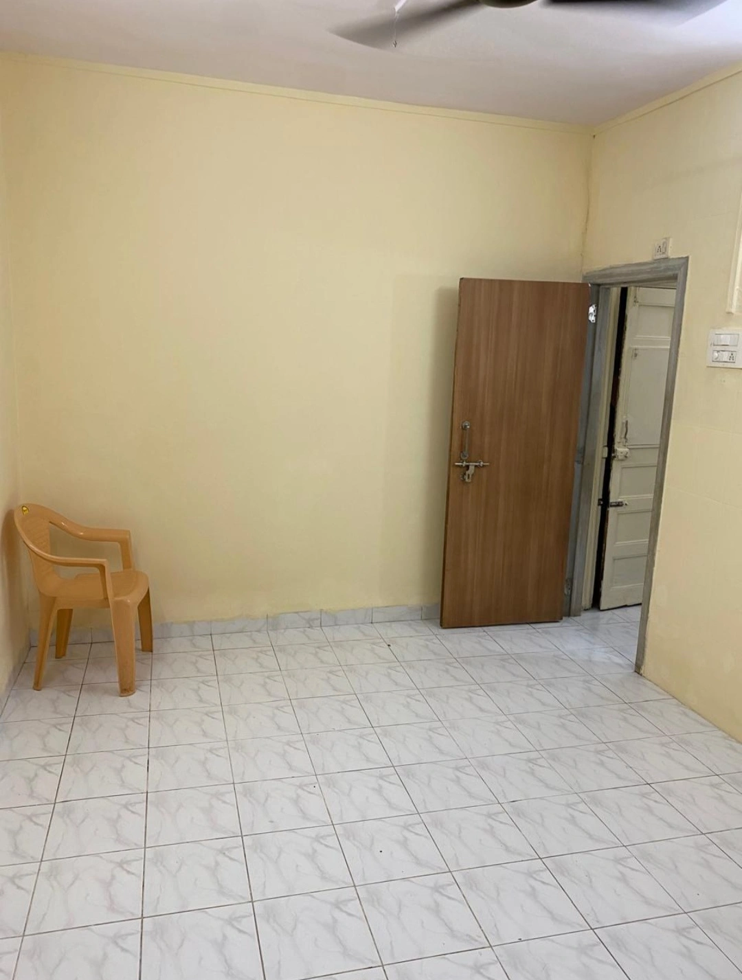 1RK Flat for Rent in Rani Sati Complex, Malad West