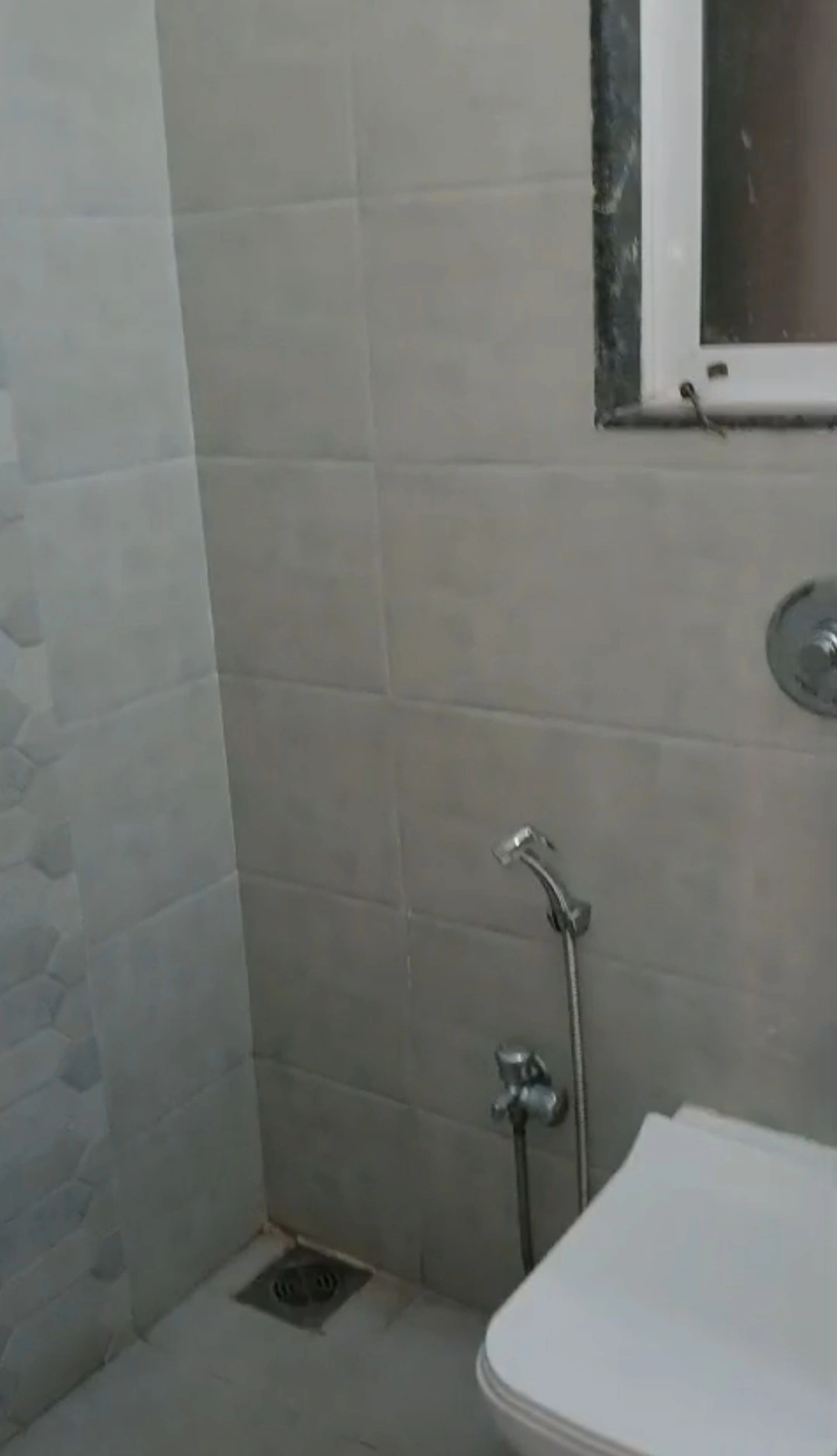2 BHK Flat for Rent in Samadhan Tower, Goregaon West