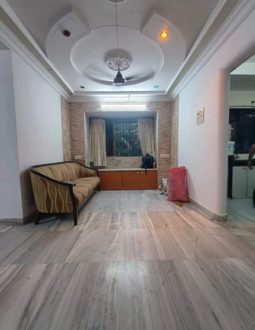 2 BHK Flat for Rent in Pleasant Park, Malad West