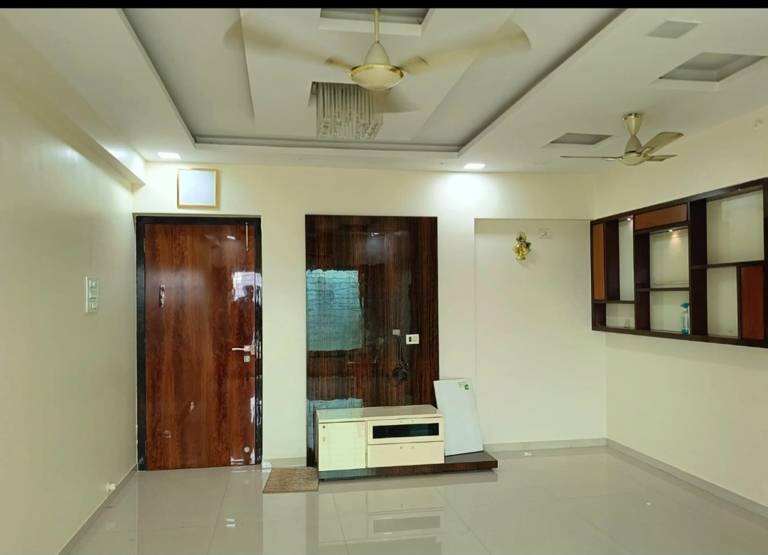 2 BHK Flat for Rent in Kabra Argentum Tower, Goregaon West
