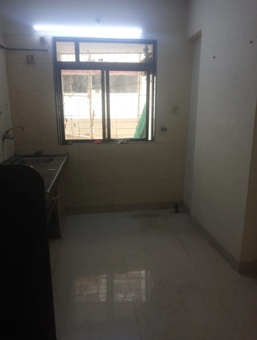1 BHK Flat for Rent in Dheeraj Diamond Complex, Malad West