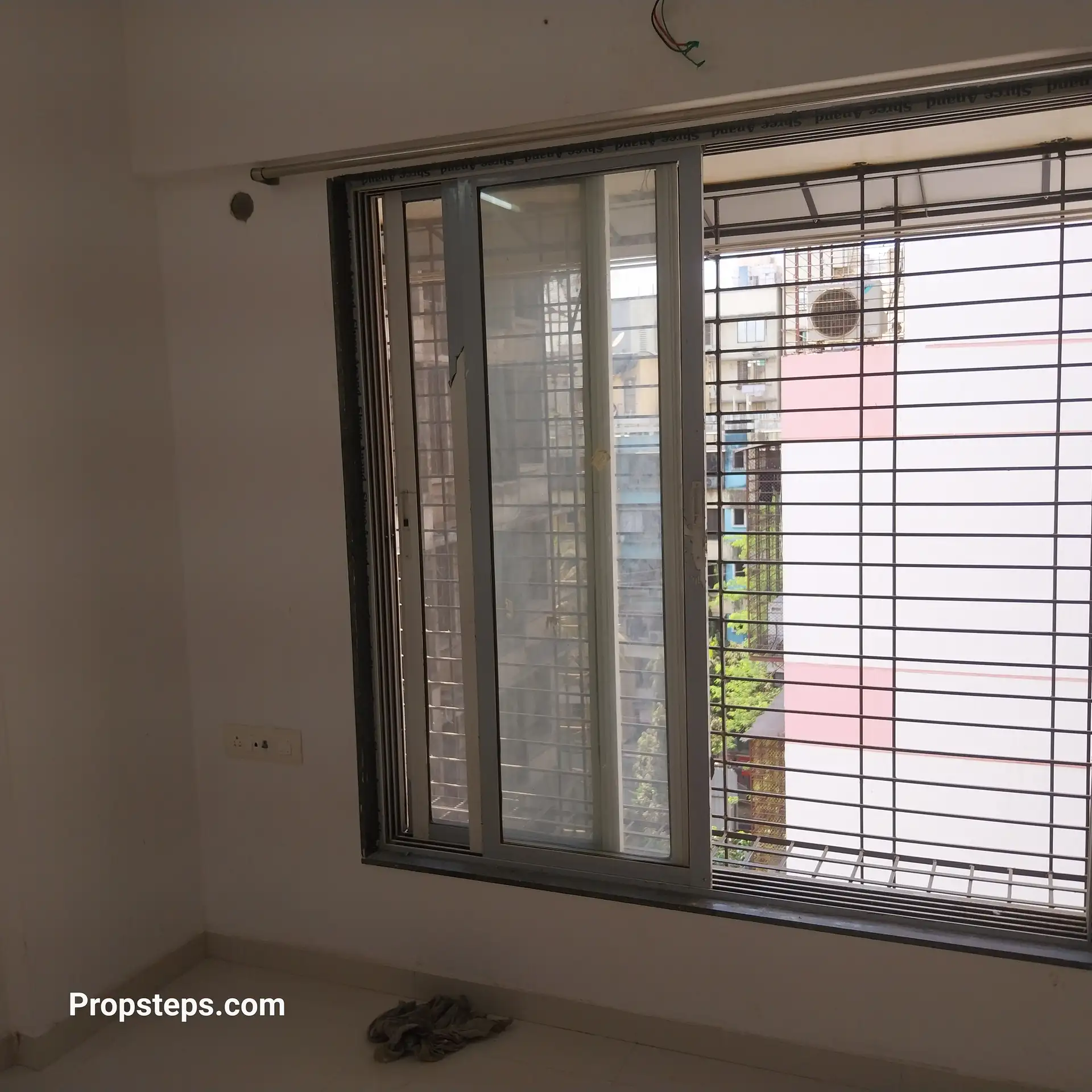 1 BHK Flat for Rent in Samarth Residency, Goregaon West