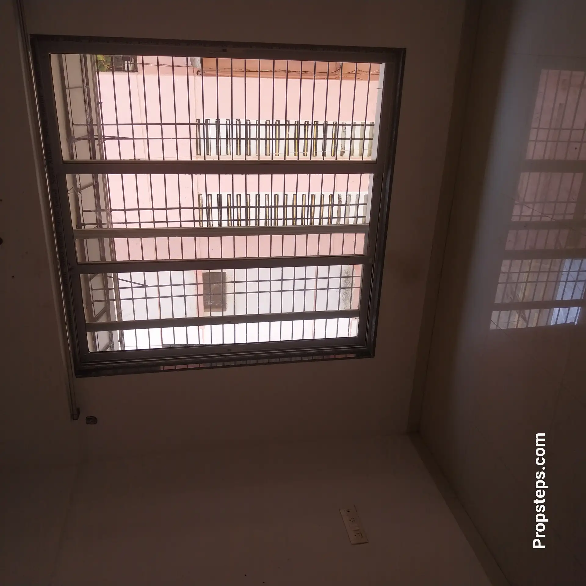 1 BHK Flat for Rent in Samarth Residency, Goregaon West